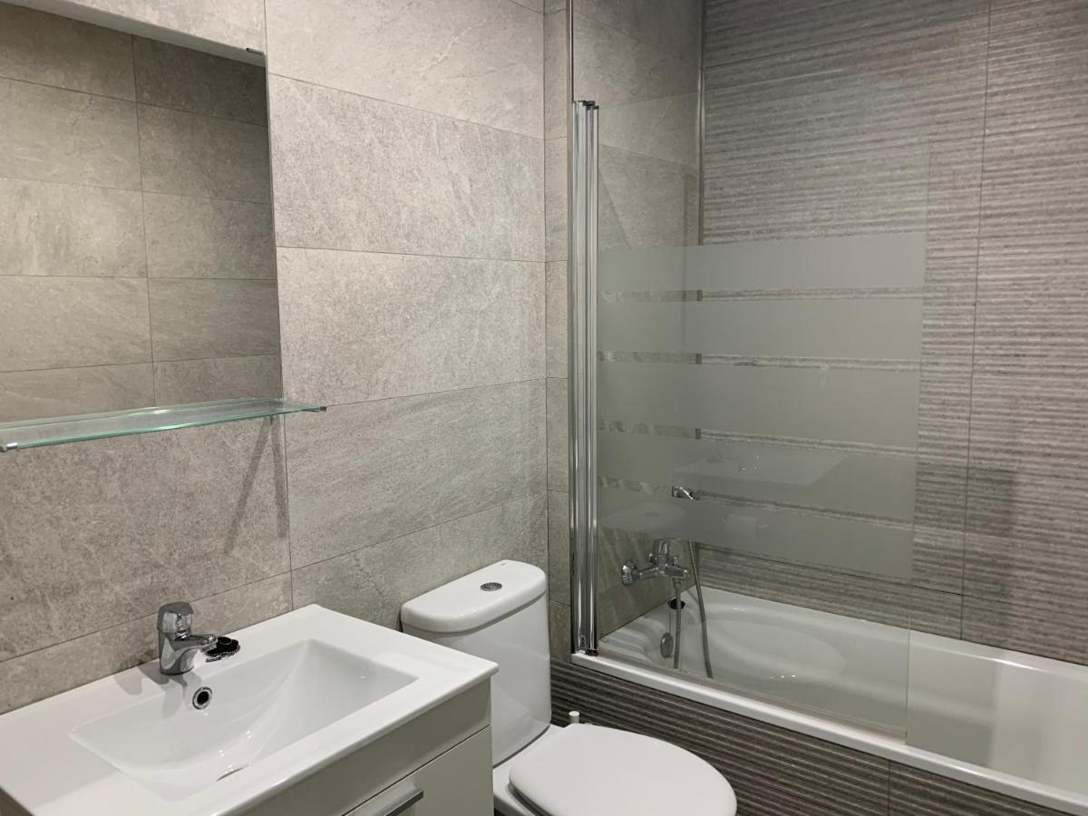 Lujoso Duplex En La Playa Con Vistas Al Mar Lägenhet Torremolinos Exteriör bild