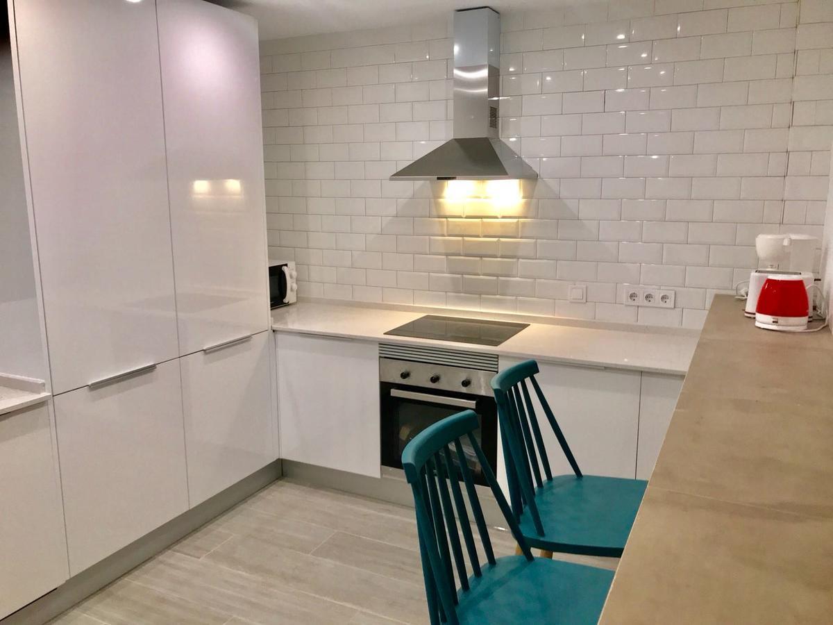 Lujoso Duplex En La Playa Con Vistas Al Mar Lägenhet Torremolinos Exteriör bild