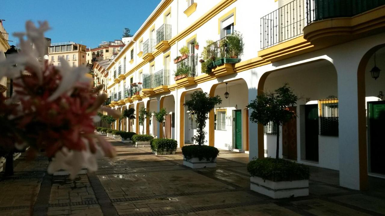Lujoso Duplex En La Playa Con Vistas Al Mar Lägenhet Torremolinos Exteriör bild