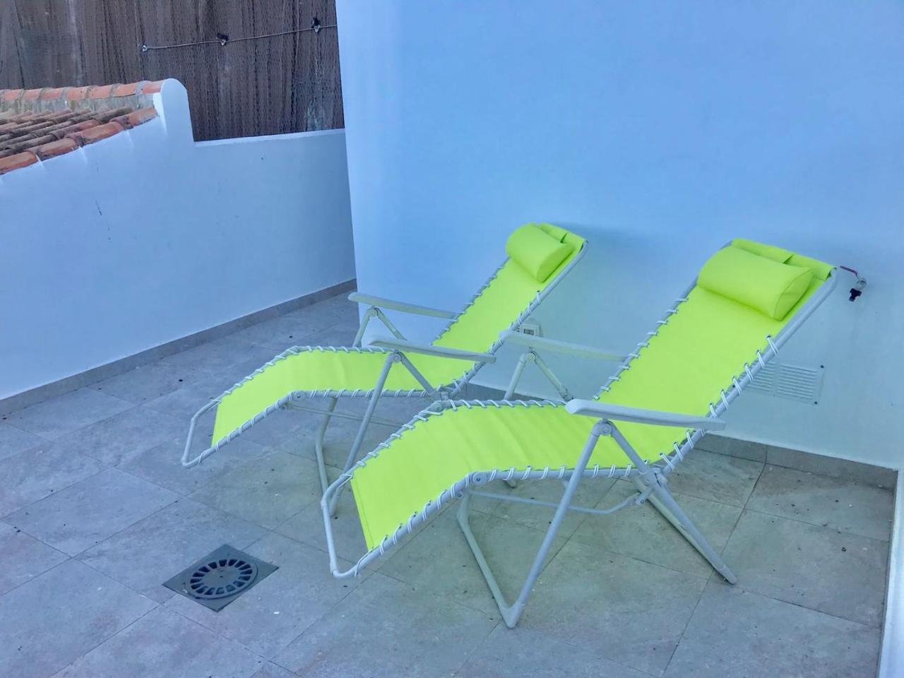 Lujoso Duplex En La Playa Con Vistas Al Mar Lägenhet Torremolinos Exteriör bild