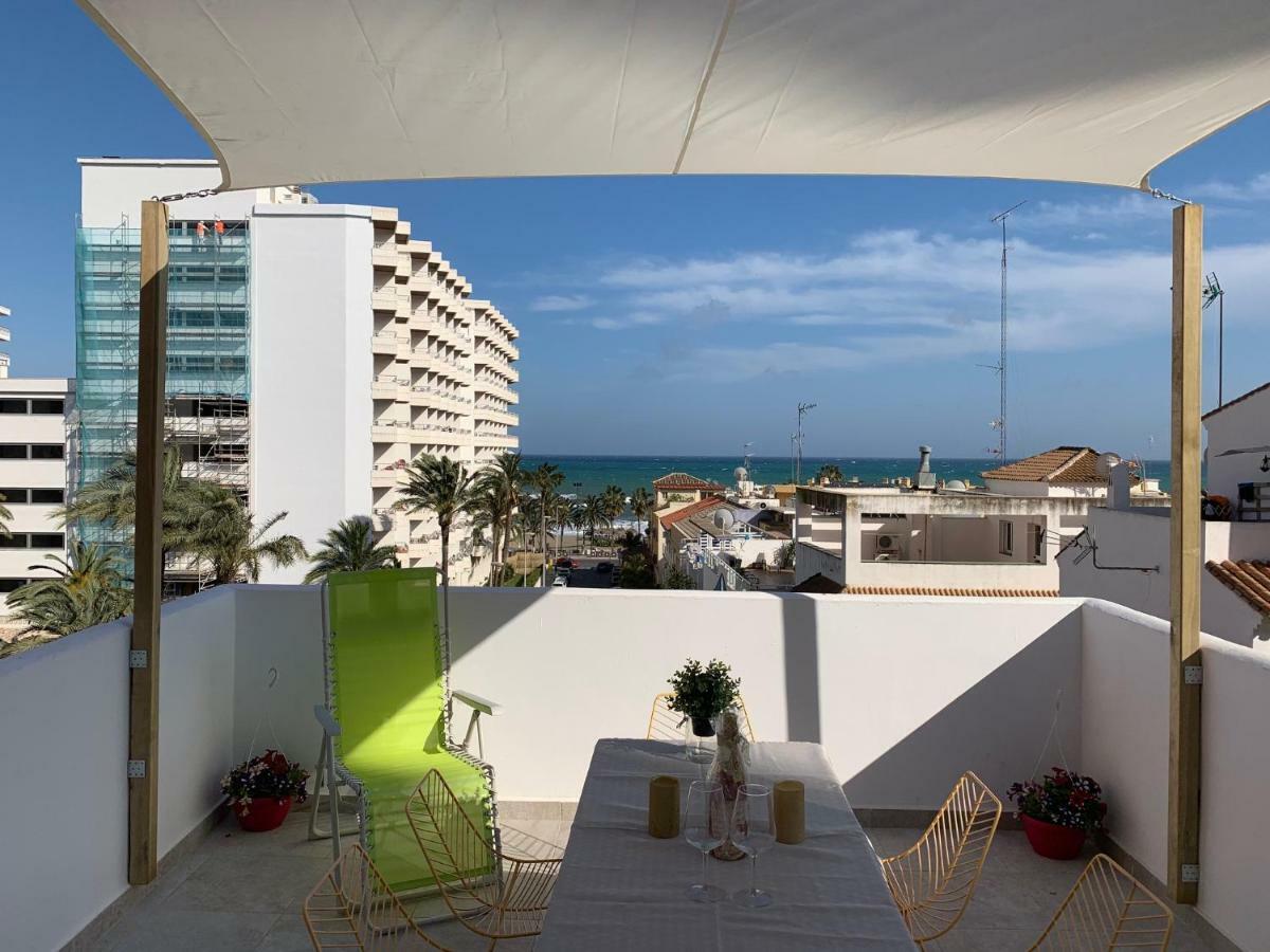 Lujoso Duplex En La Playa Con Vistas Al Mar Lägenhet Torremolinos Exteriör bild